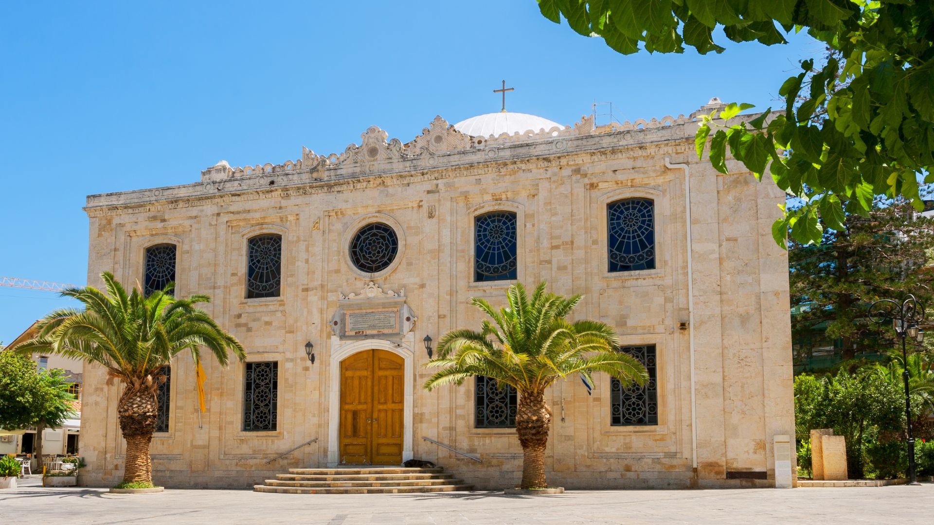 Agios Titos Cathedral: A Journey Through Crete’s Religious and Architectural Heritage.